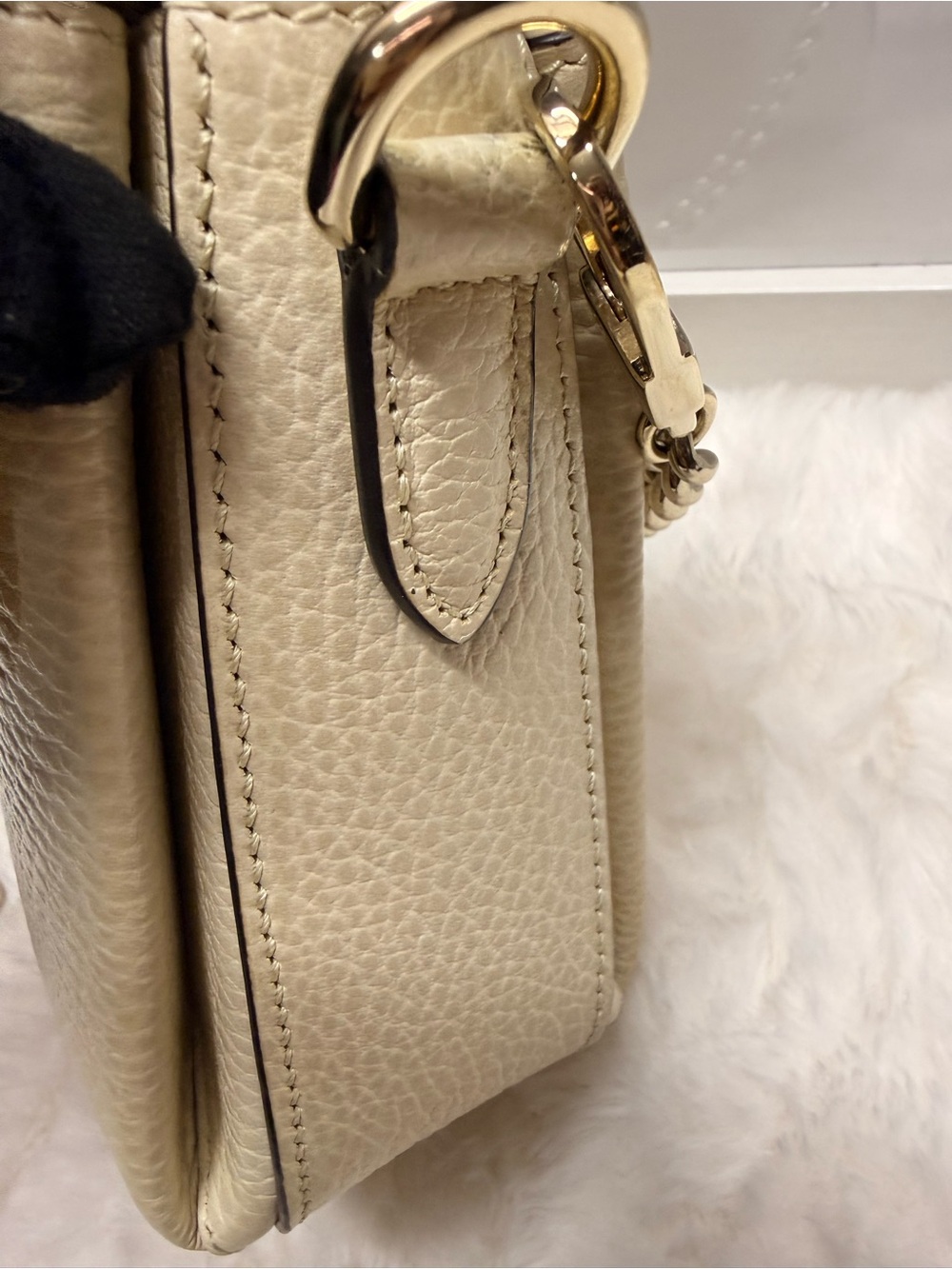 GUCCI-607720 493075 Interlocking G Beige Leather Crosbbody - Picture 11 of 15